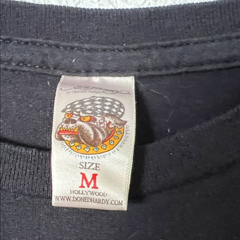 Ed Hardy Black Graphic T-Shirt. Front and back.Hard Rock in Vegas is gone now - Picture 7 of 8